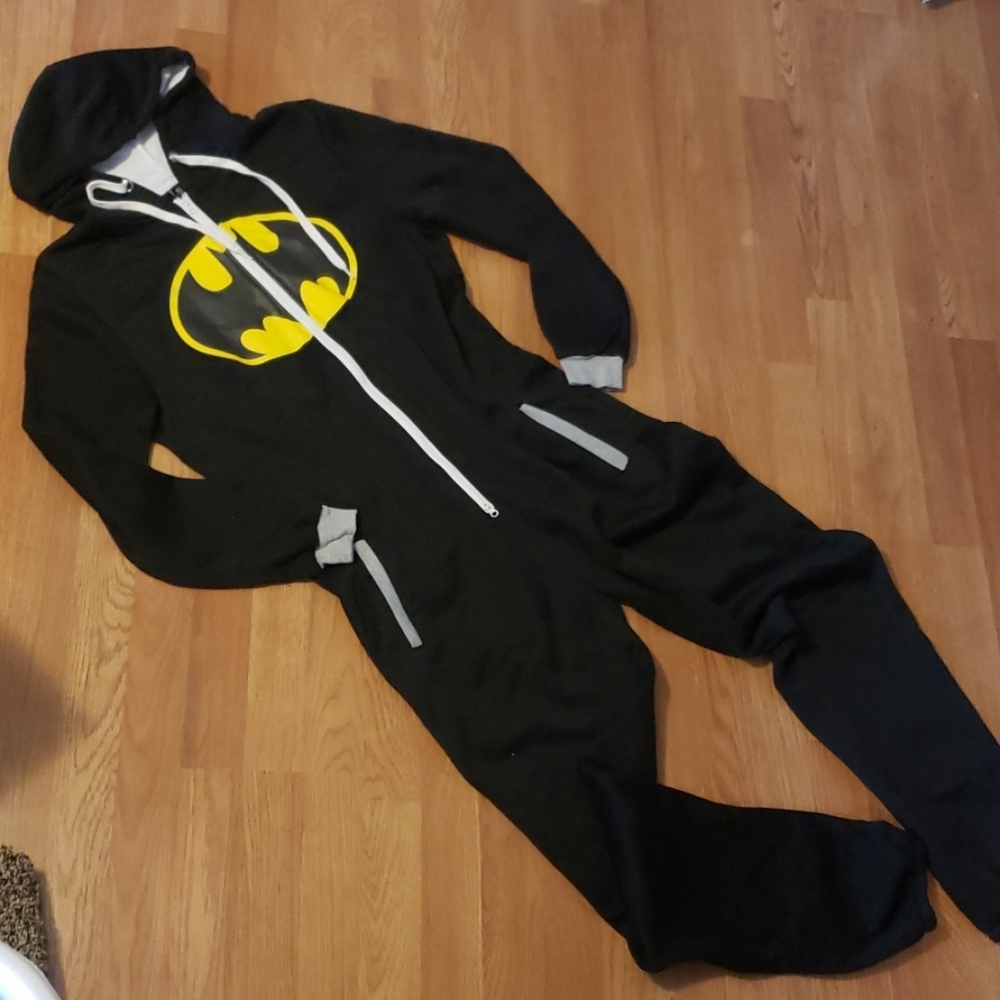 NWT Adult Unisex Batman Onsie.